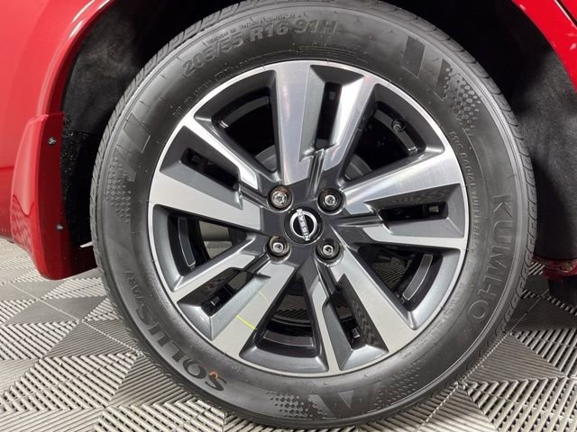 New 2025 Nissan Versa SV w/ Trunk Package image 15