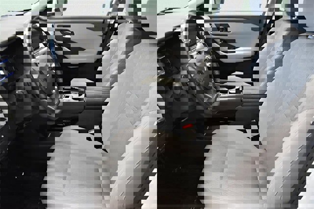 Used 2025 Nissan Rogue SV image 24