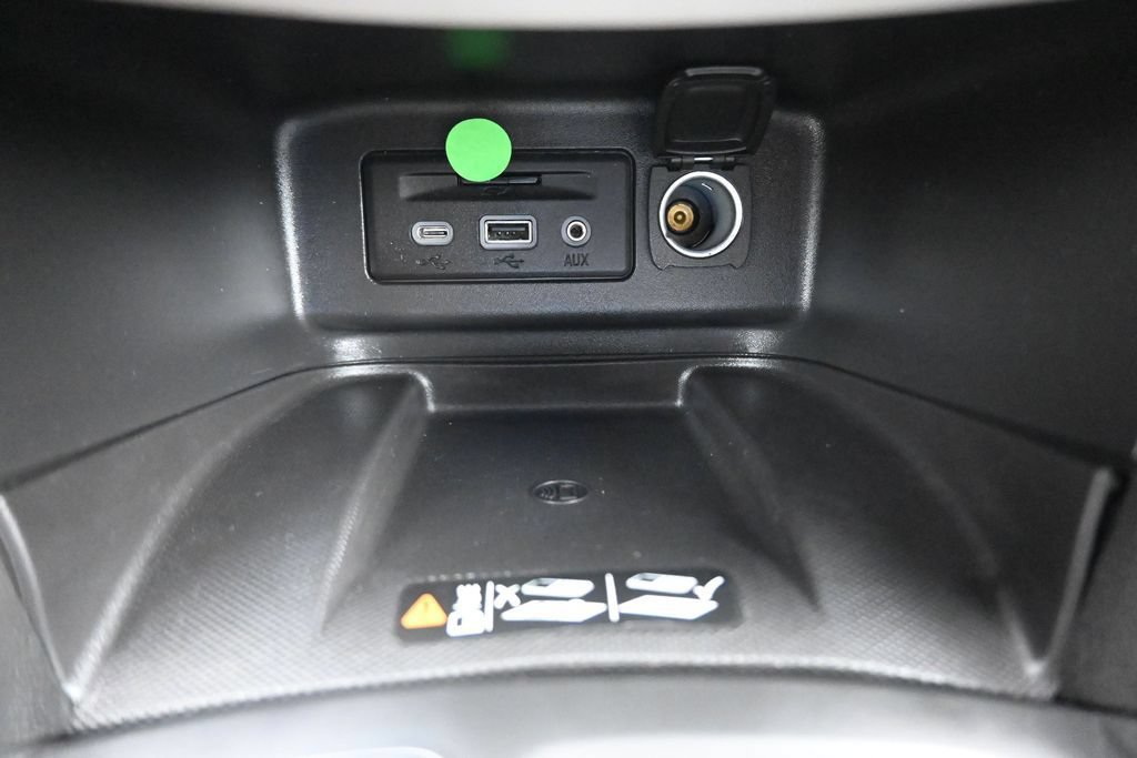 Used 2021 Chevrolet Equinox Premier FWD image 34