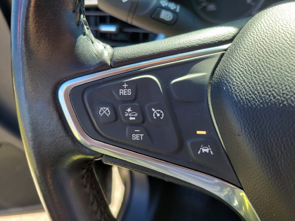 Used 2020 Chevrolet Equinox LT FWD image 23