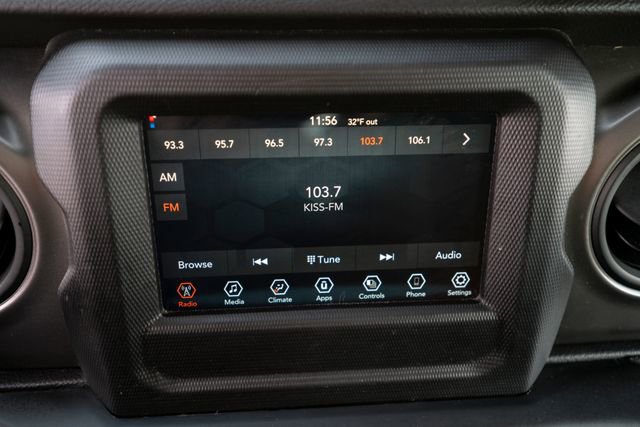 Used 2022 Jeep Wrangler Sport S image 29