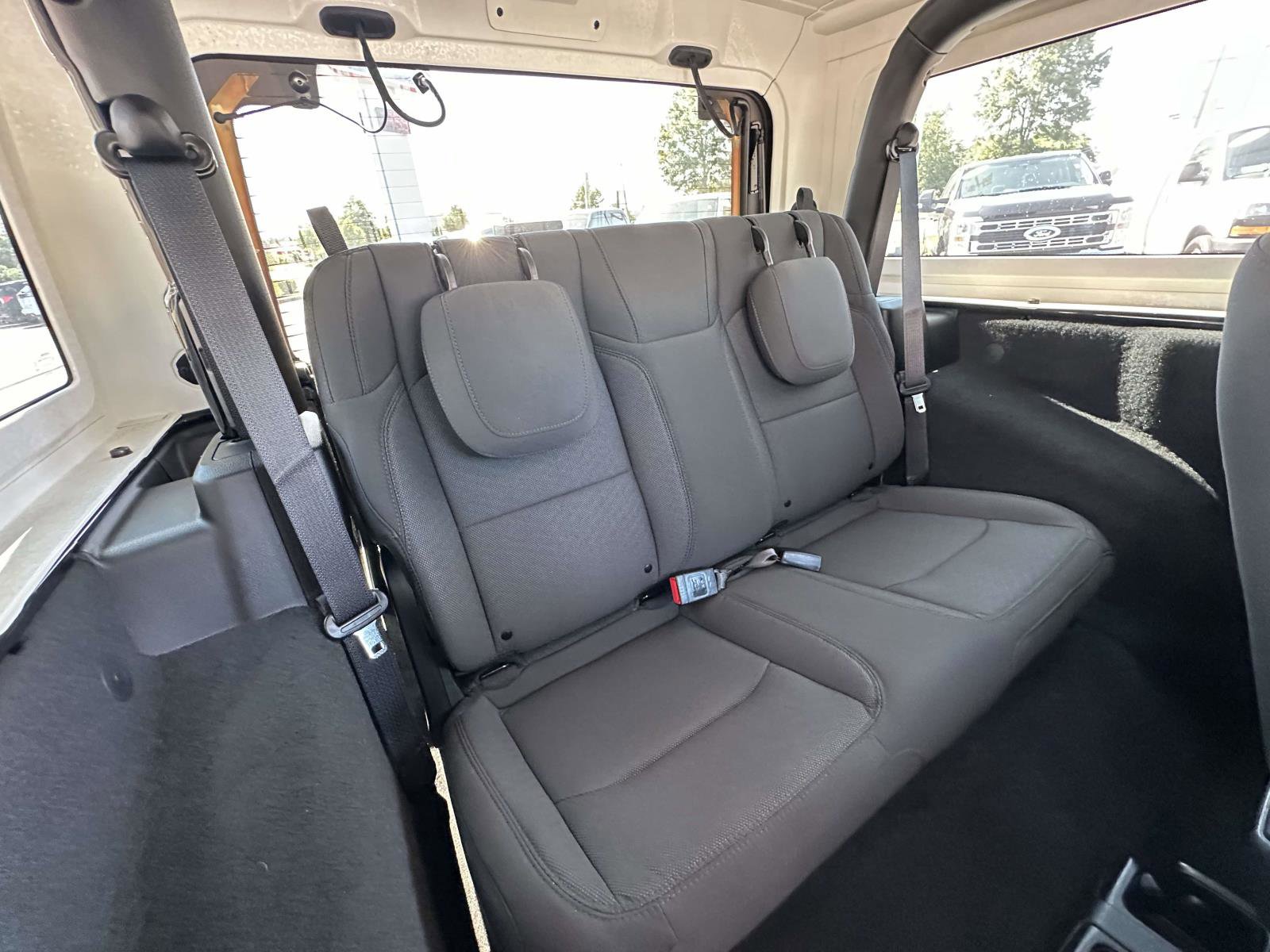 Used 2023 Jeep Wrangler Sport AWD/4WD image 22