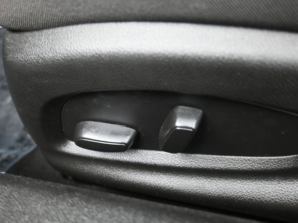 Used 2023 Chevrolet Camaro LT image 12