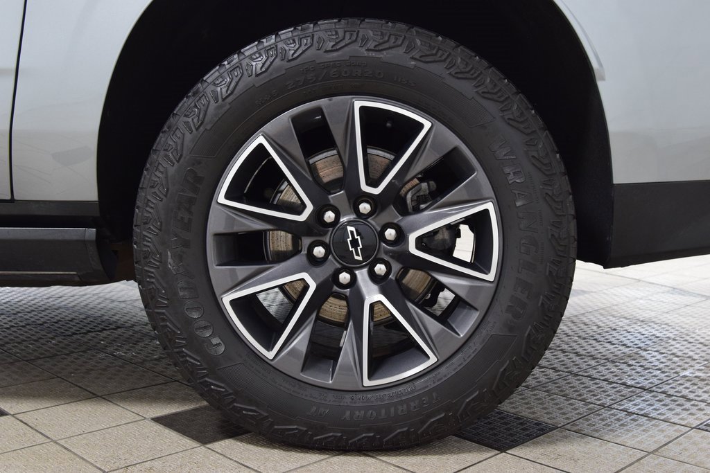 Used 2024 Chevrolet Suburban High Country image 26
