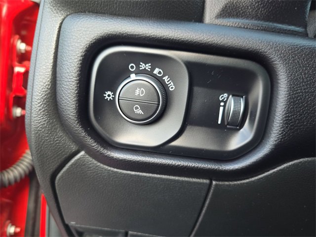 Used 2024 RAM 2500 Big Horn w/ Bed Utility Group image 27