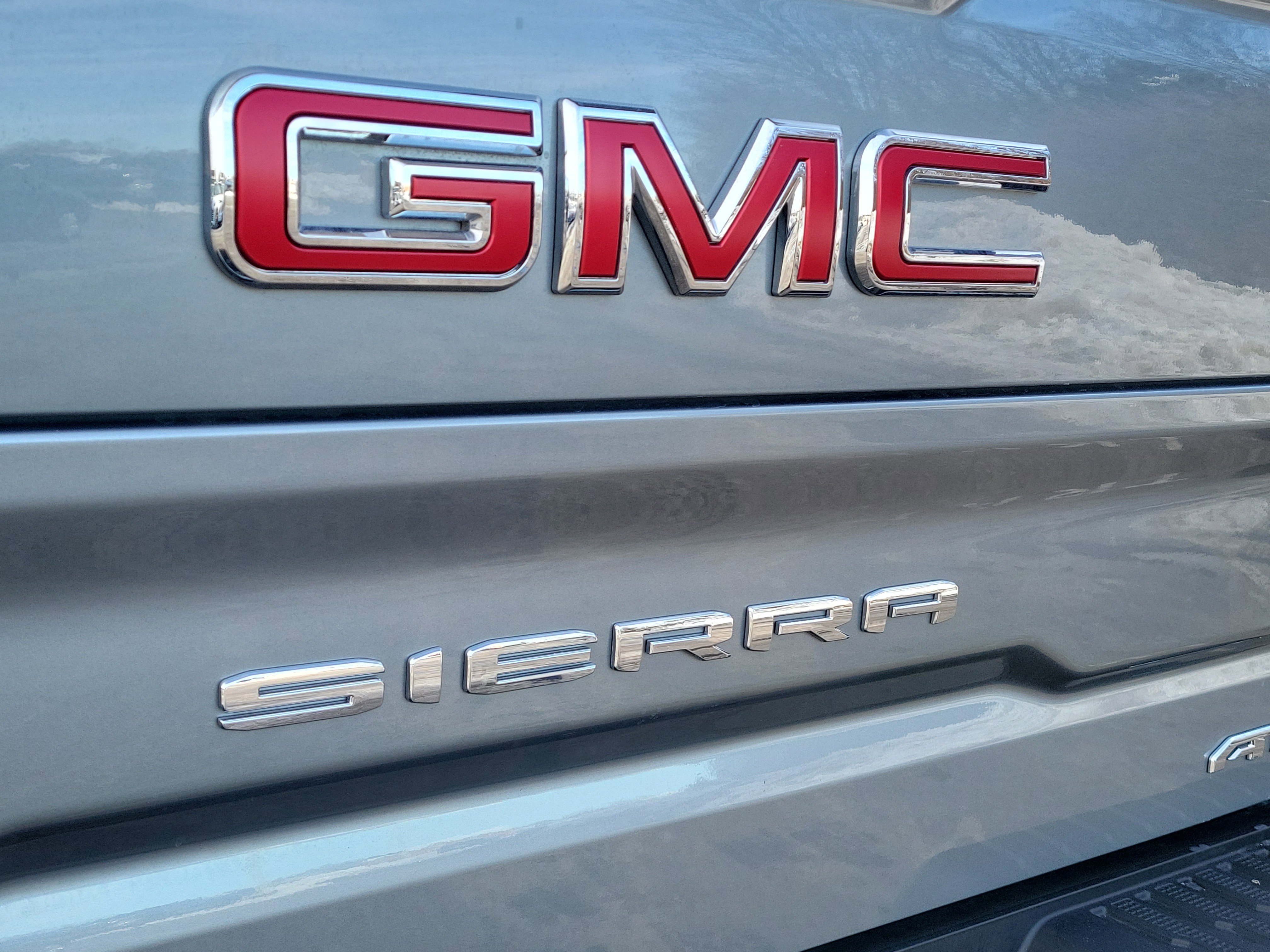 Used 2026 GMC Sierra 1500 AT4 w/ AT4 Premium Package image 6