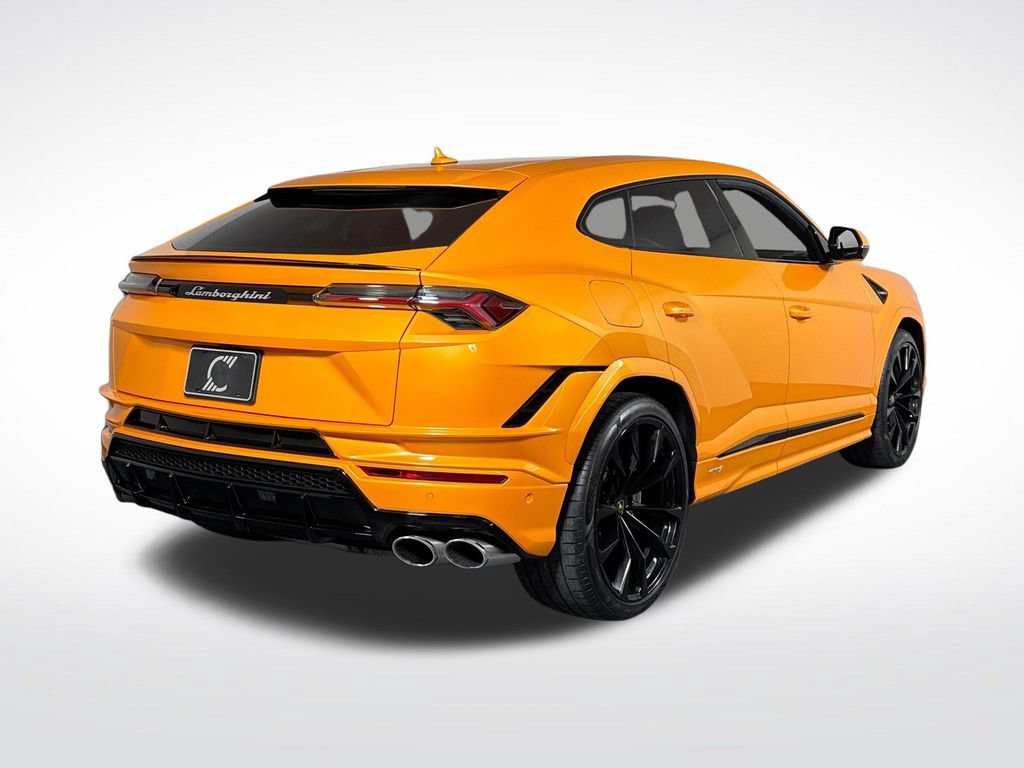 Used 2024 Lamborghini Urus S AWD/4WD image 5