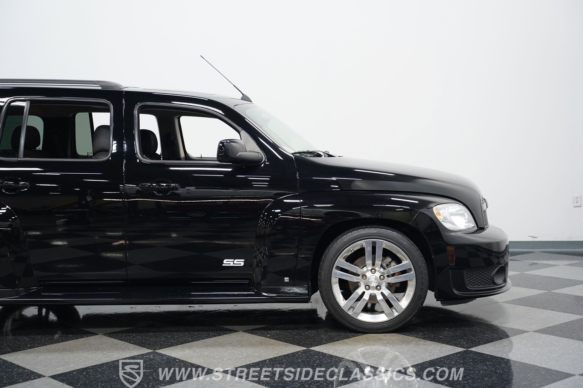 Used 2008 Chevrolet HHR SS FWD image 29