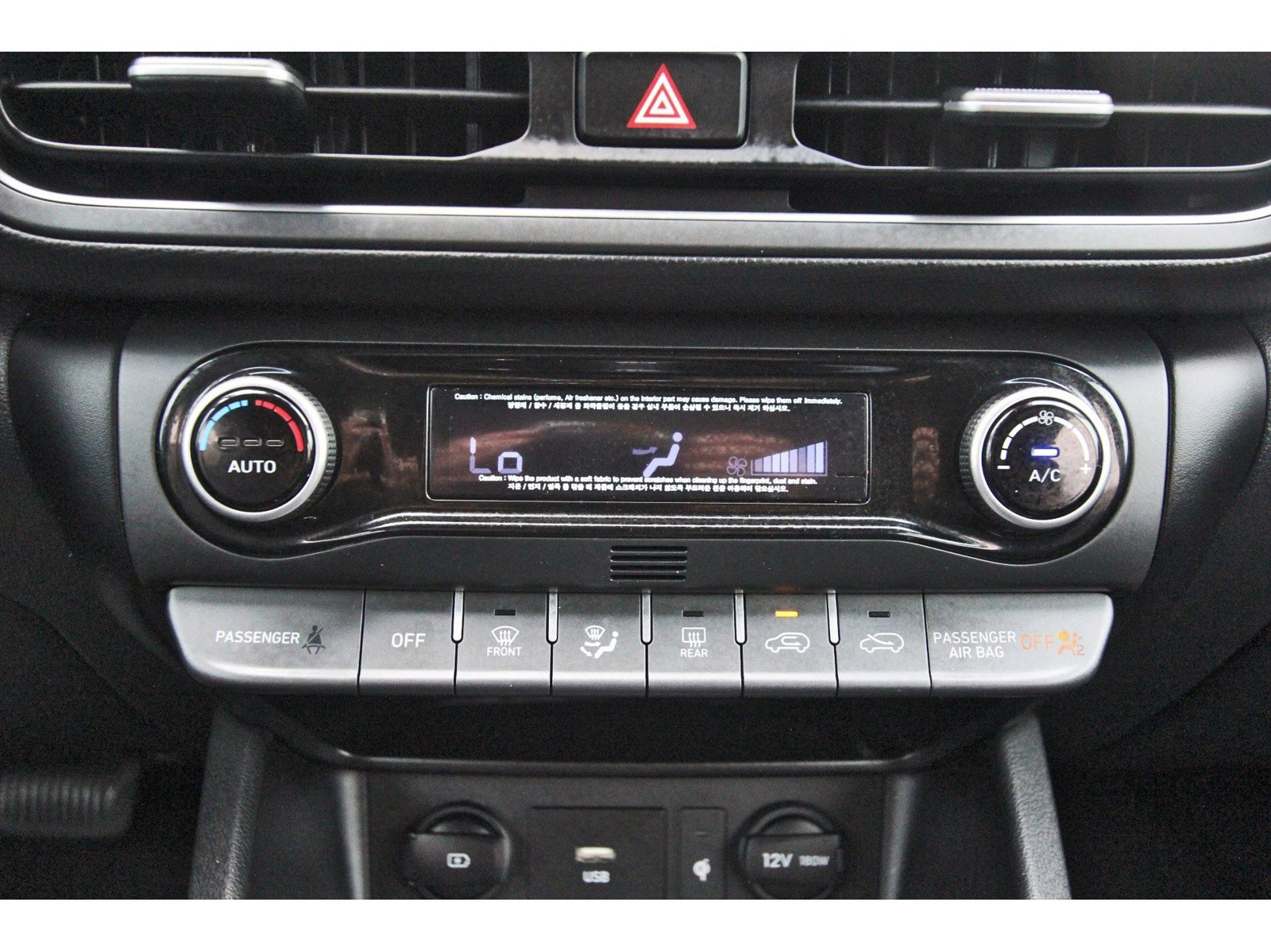 Certified 2022 Hyundai Kona SEL w/ Convenience Package FWD image 29