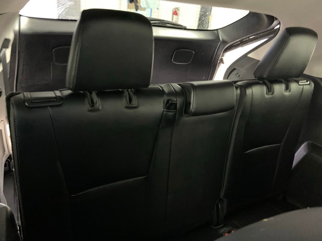 Used 2020 Toyota Highlander Platinum AWD/4WD image 13