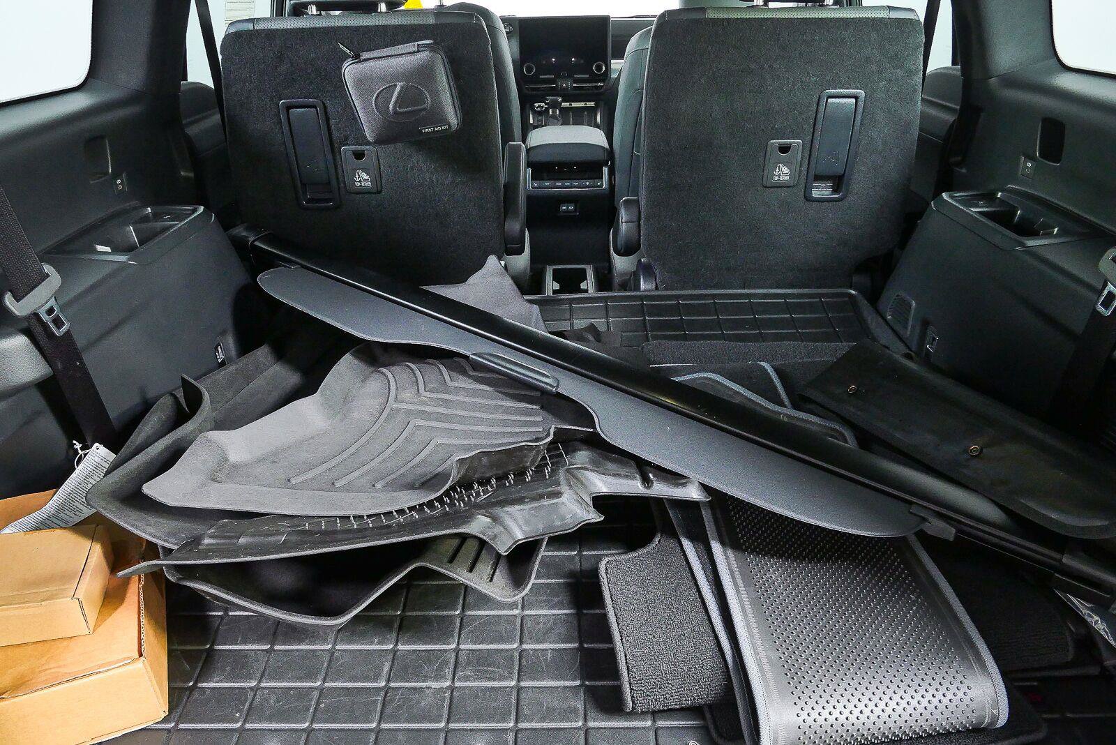 Used 2024 Lexus GX 550 w/ Accessory Package (Z1) AWD/4WD image 26