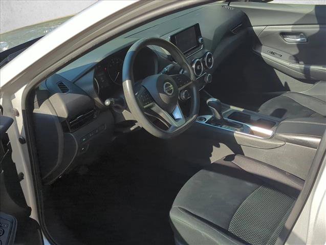Used 2020 Nissan Sentra S image 11