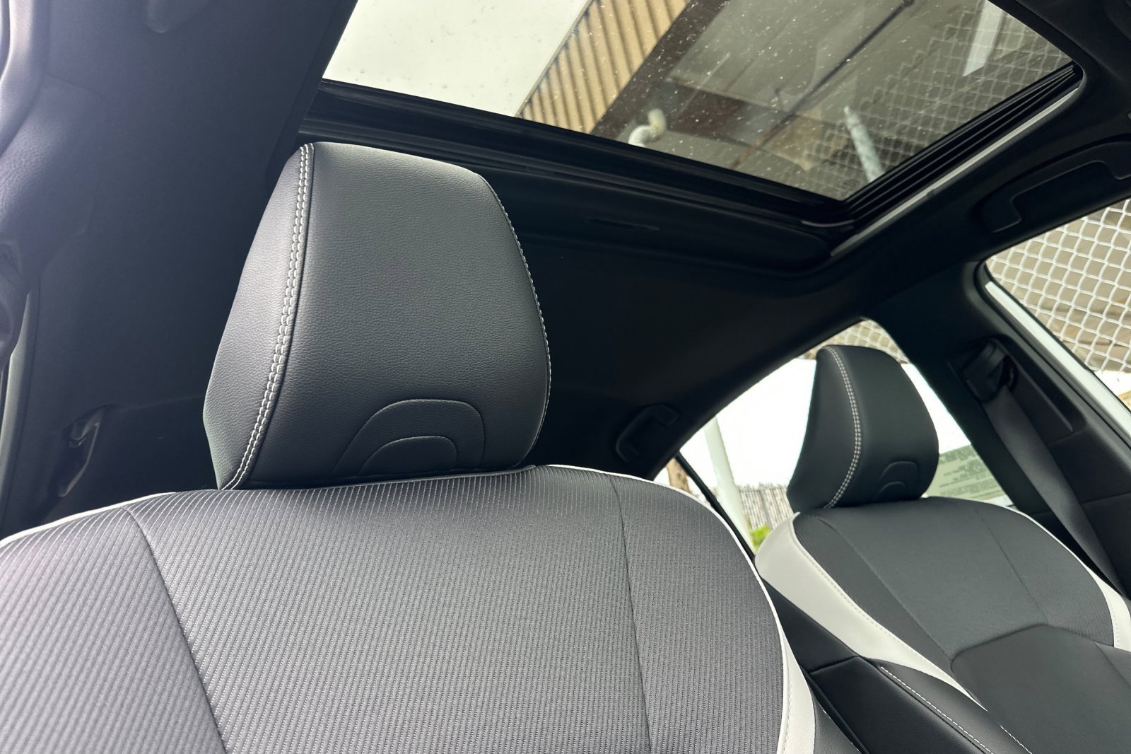 New 2026 Toyota Camry Hybrid image 16
