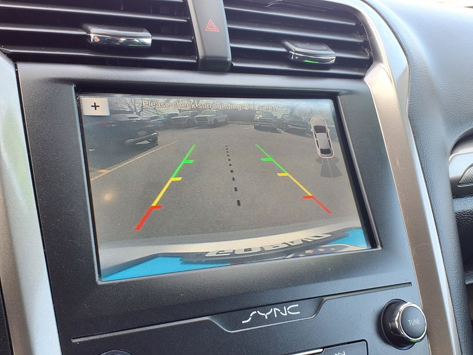 Used 2019 Ford Fusion SE image 7