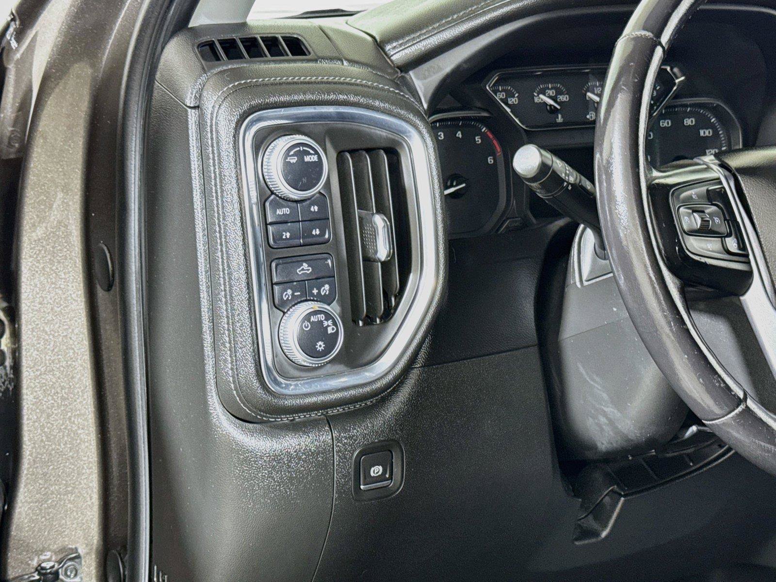 Used 2020 GMC Sierra 1500 SLE w/ SLE Value Package AWD/4WD image 8