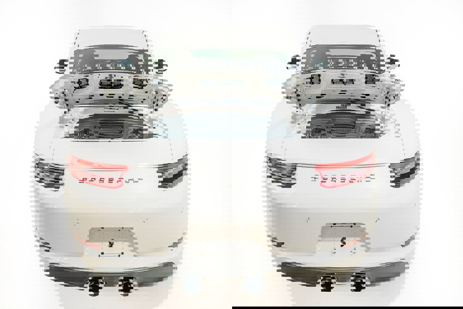 Used 2018 Porsche 911 Carrera T w/ Carrera T Interior Package image 38