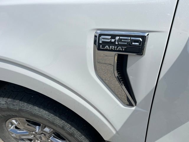 Used 2022 Ford F150 Lariat w/ Equipment Group 502A High AWD/4WD image 4