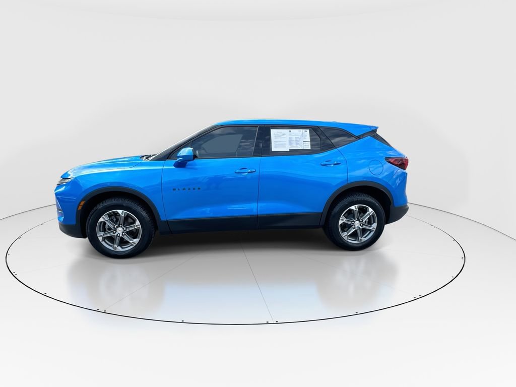 Used 2024 Chevrolet Blazer LT w/ Driver Confidence Package image 5