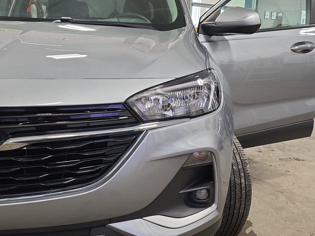 Certified 2023 Buick Encore GX Select image 30