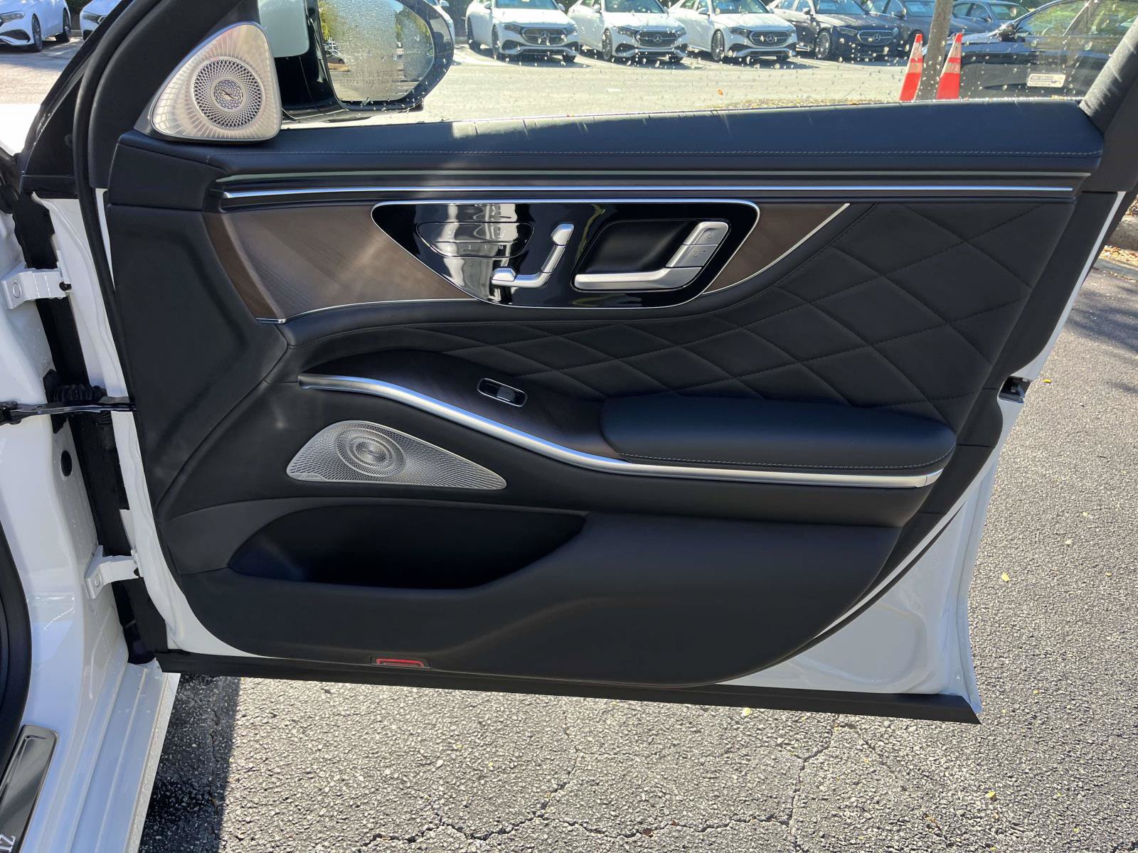 New 2027 Mercedes-Benz S 580 4MATIC Sedan image 47