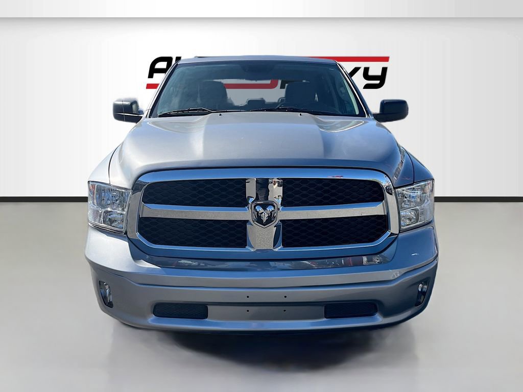 Used 2021 RAM 1500 Classic SLT AWD/4WD image 2