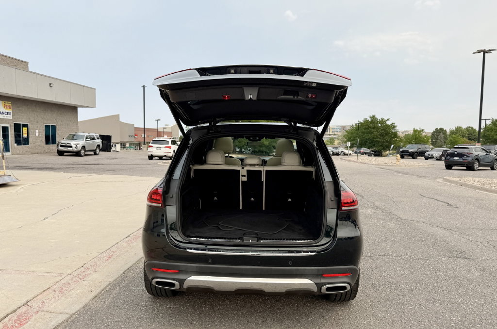 Used 2023 Mercedes-Benz GLE 350 w/ Premium Package image 9