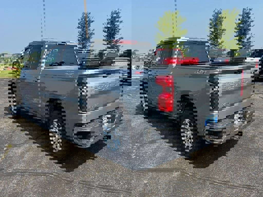 New 2026 Chevrolet Silverado 1500 LT image 3