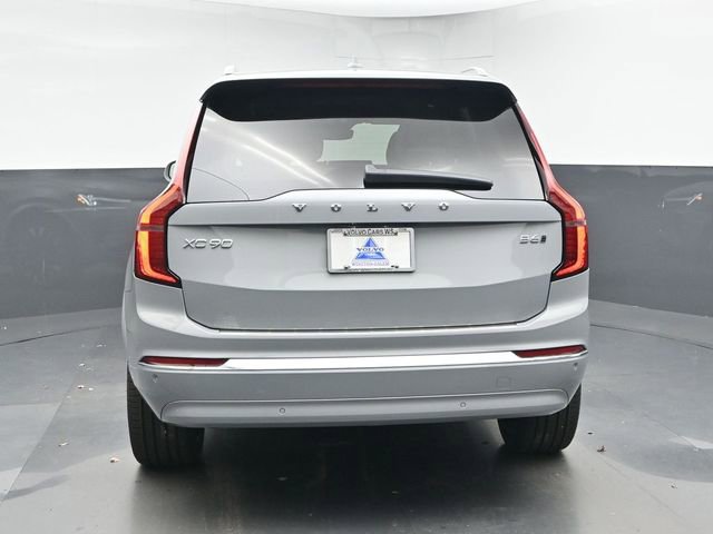 New 2026 Volvo XC90 B6 Plus w/ Protection Package Premier image 7