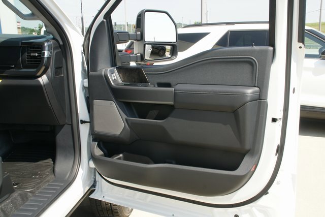 New 2026 Ford F250 Lariat image 41