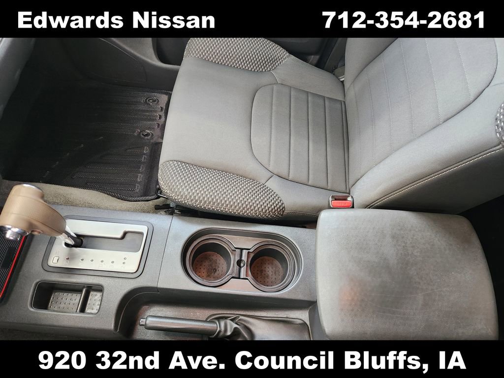 Used 2017 Nissan Frontier PRO-4X image 25