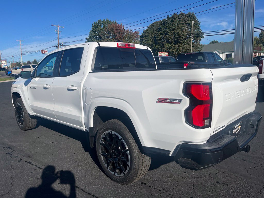 New 2026 Chevrolet Colorado Z71 w/ Z71 Convenience Package 2 AWD/4WD image 3