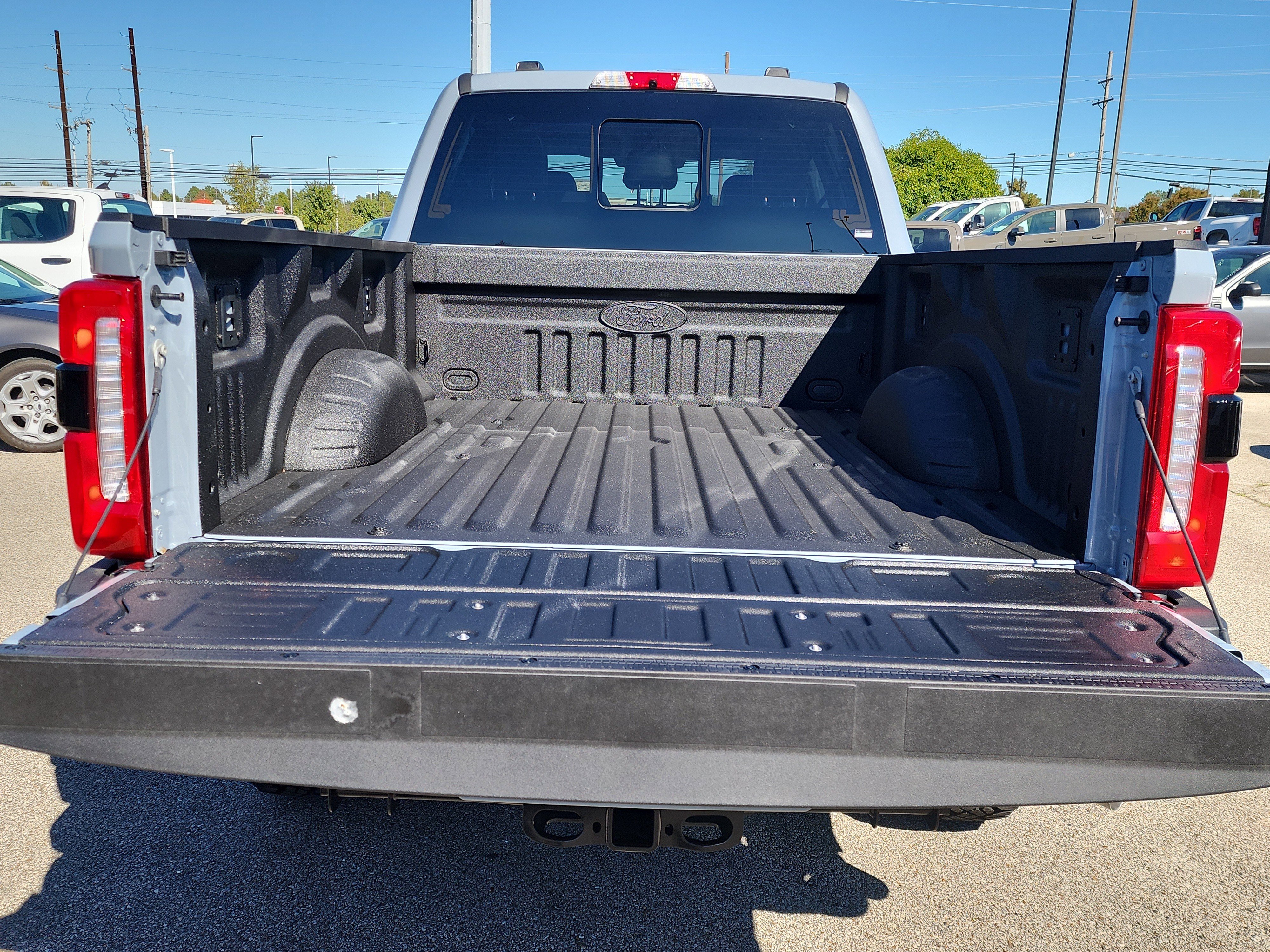 New 2026 Ford F250 Lariat w/ Tremor Off-Road Package image 4