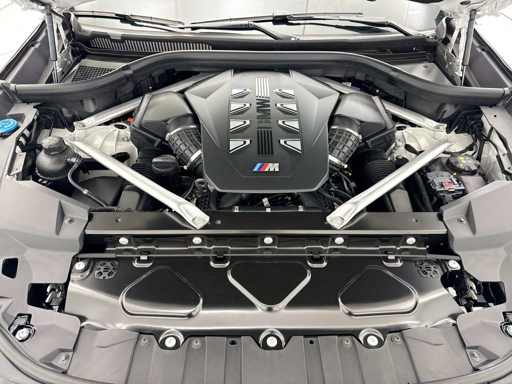 New 2027 BMW X6 M60i AWD/4WD image 28