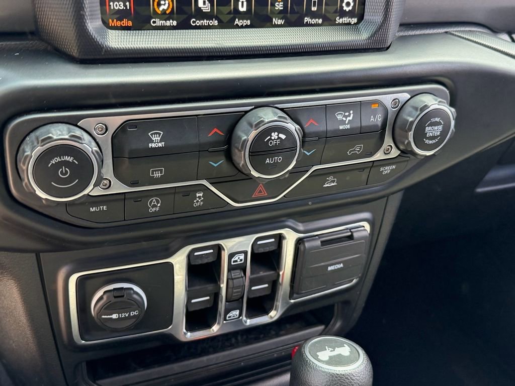 Used 2021 Jeep Wrangler Unlimited Sport w/ Sun And Sound Package AWD/4WD image 21