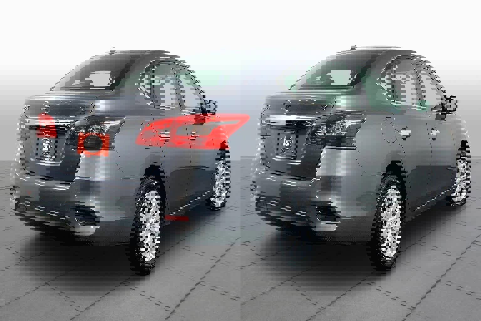 Used 2016 Nissan Sentra SV image 13