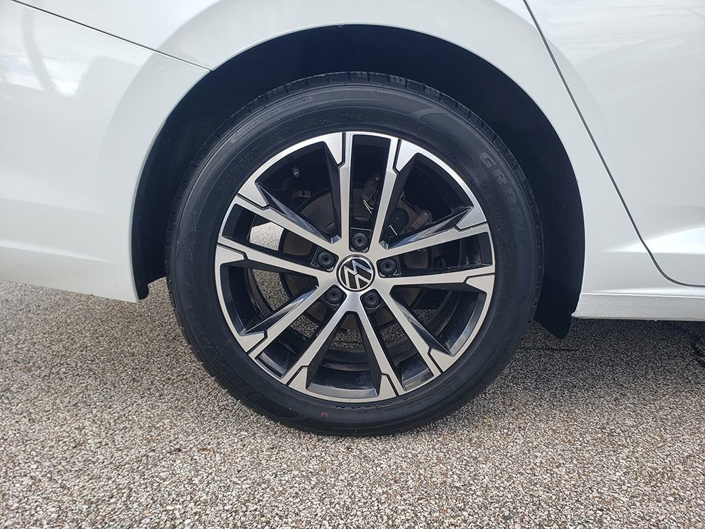 Used 2022 Volkswagen Jetta Sport image 18