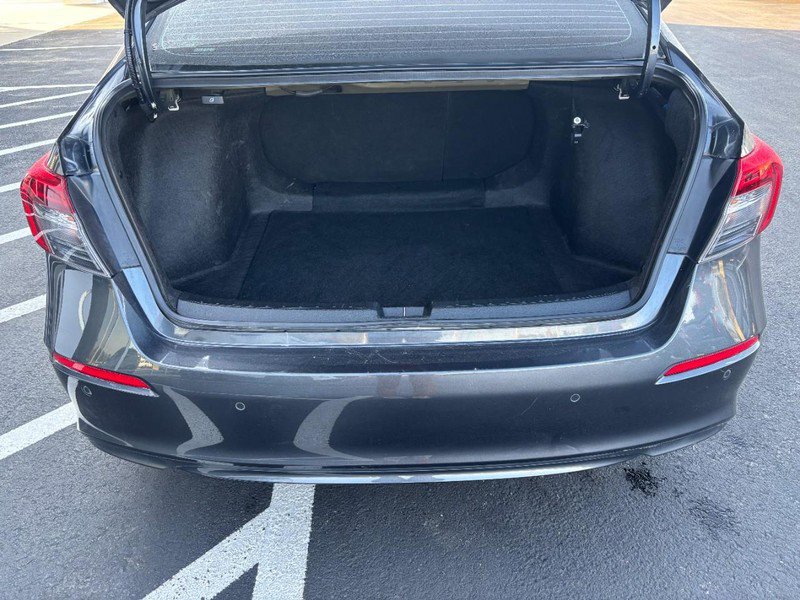 Used 2022 Honda Civic Touring image 5