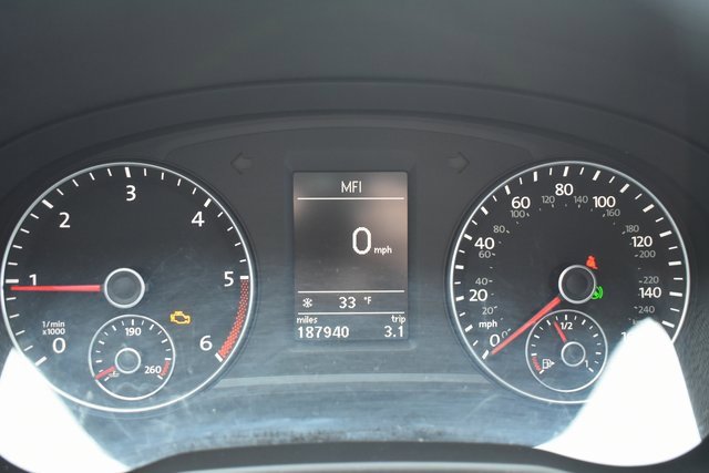 Used 2012 Volkswagen Passat TDI SE image 19