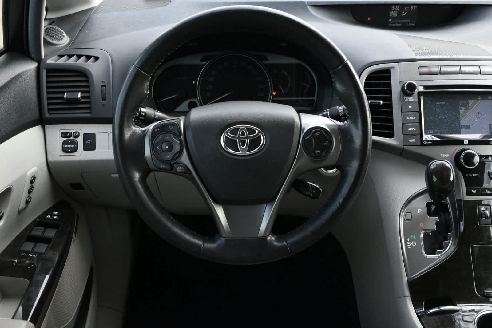 Used 2015 Toyota Venza XLE w/ XLE Premium Package FWD image 8