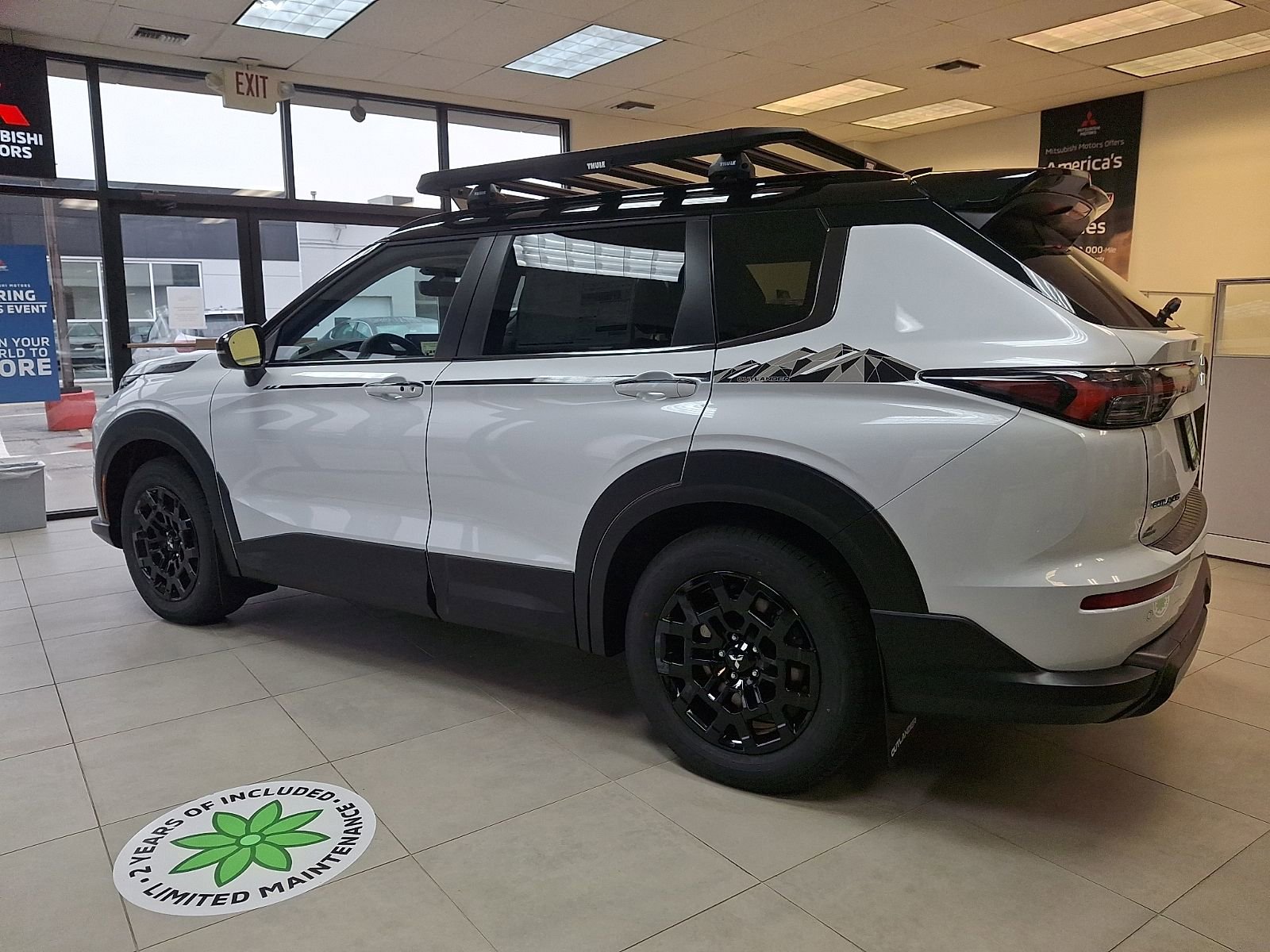 New 2026 Mitsubishi Outlander AWD image 4