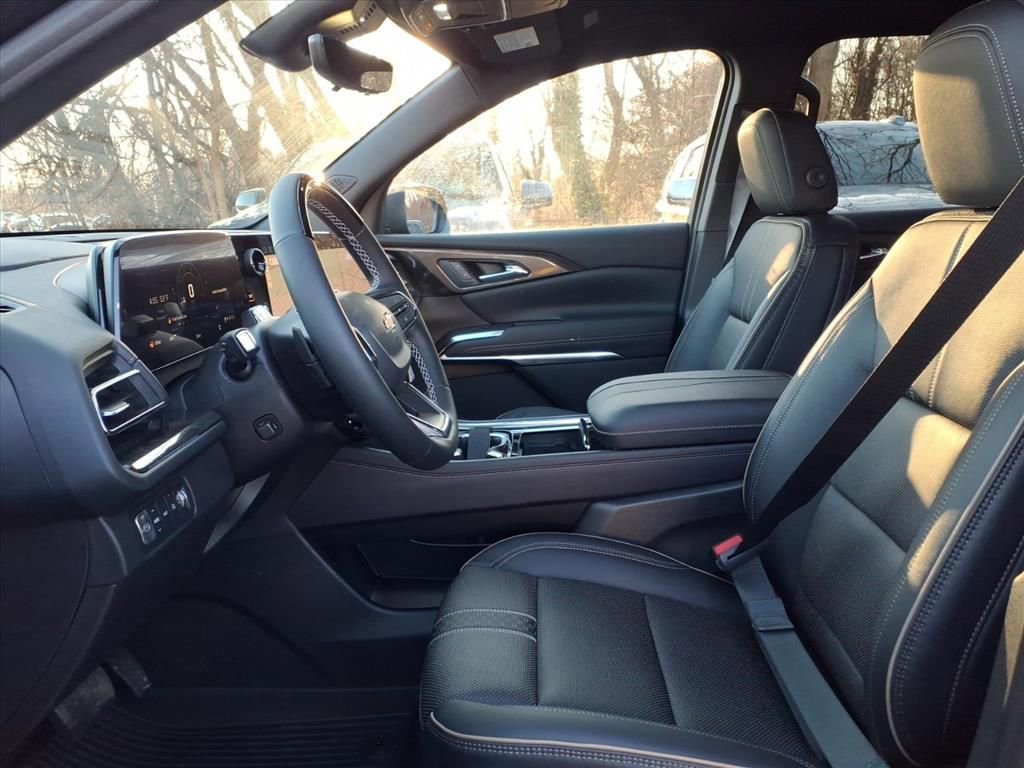 New 2026 Chevrolet Traverse High Country w/ LPO, Floor Liner Package image 11