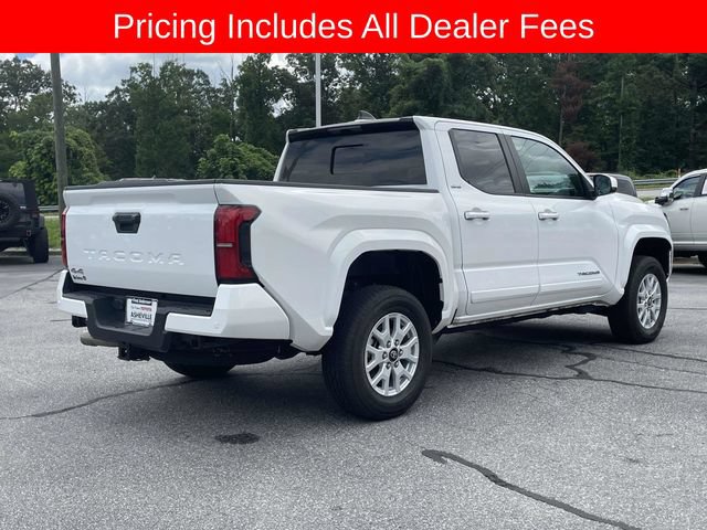Used 2024 Toyota Tacoma SR5 AWD/4WD image 5