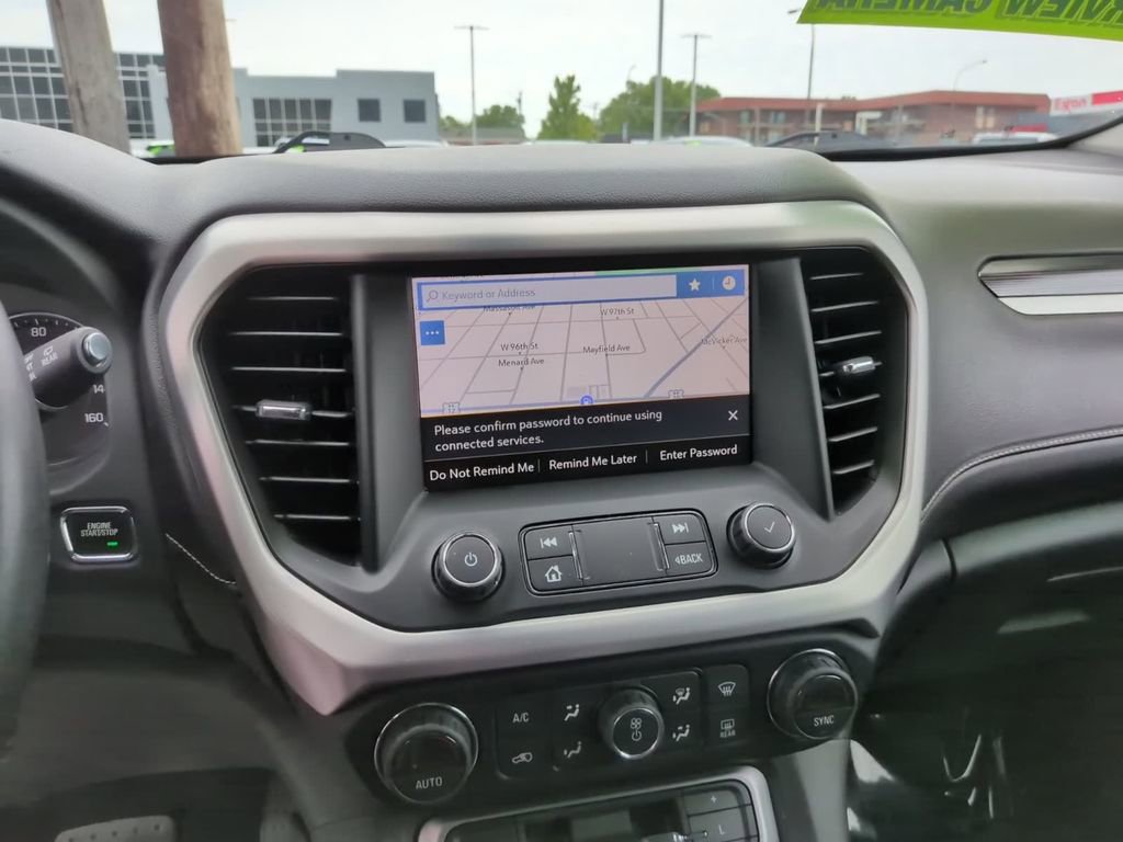 Used 2020 GMC Acadia SLT FWD image 27