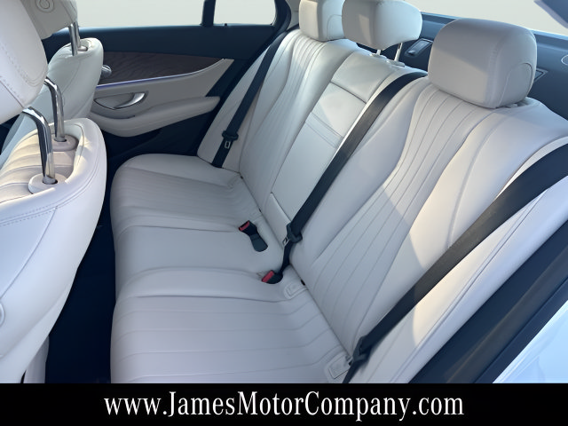 Used 2020 Mercedes-Benz E 350 4MATIC Sedan image 10
