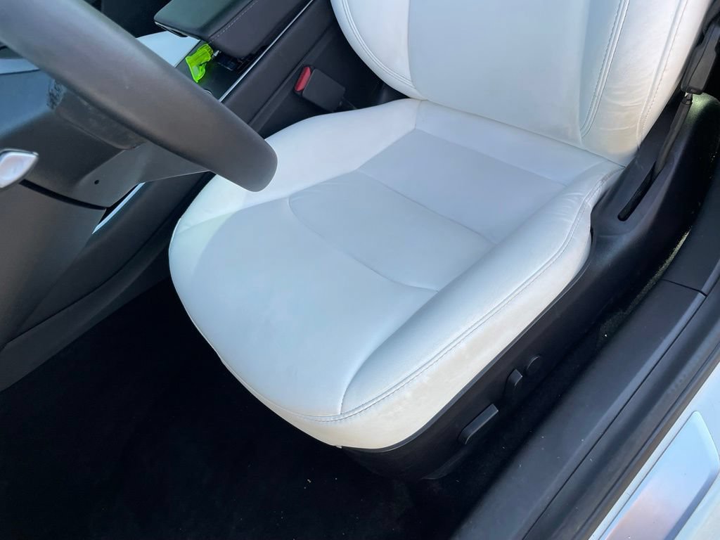 Used 2020 Tesla Model 3 Standard Range RWD image 23