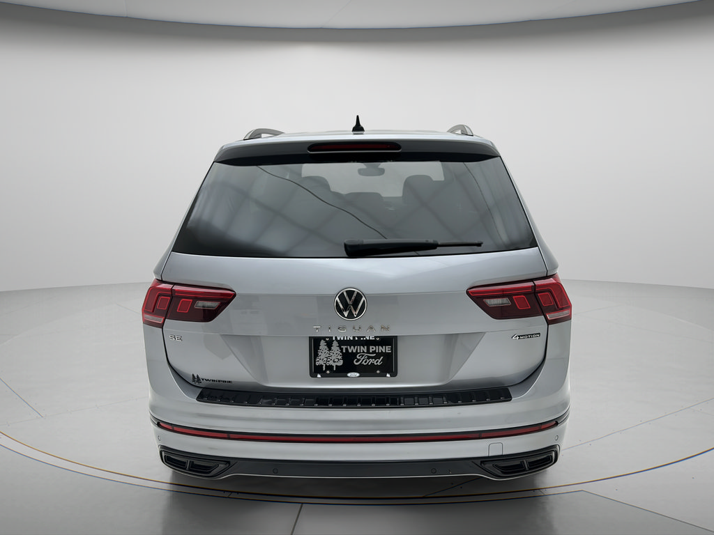 Used 2023 Volkswagen Tiguan SE R-Line AWD/4WD image 6