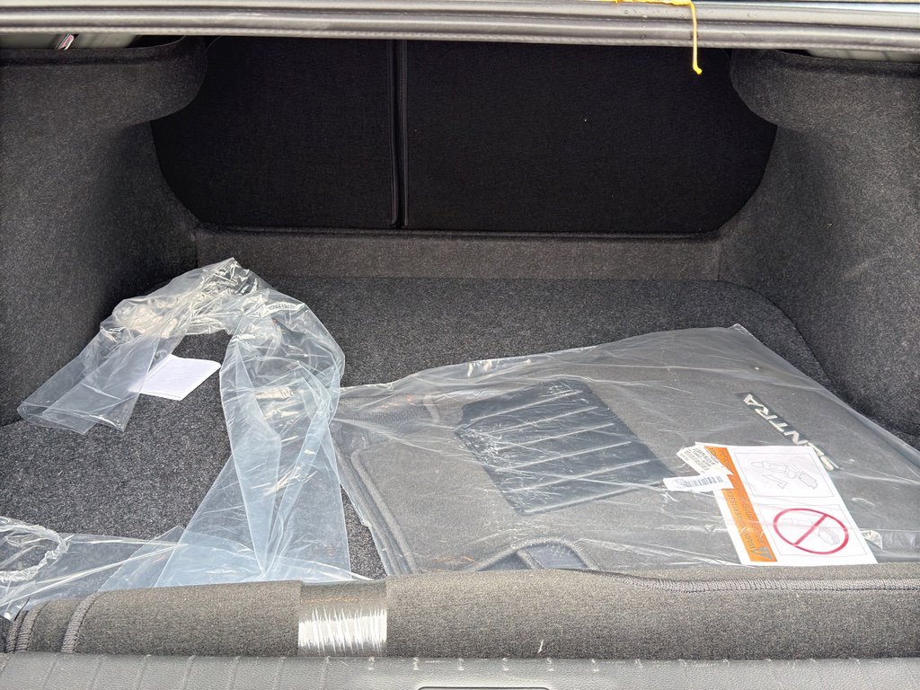 Used 2025 Nissan Sentra SV w/ All-Weather Package image 29