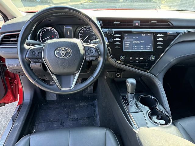 Used 2019 Toyota Camry SE w/ Convenience Package FWD image 17