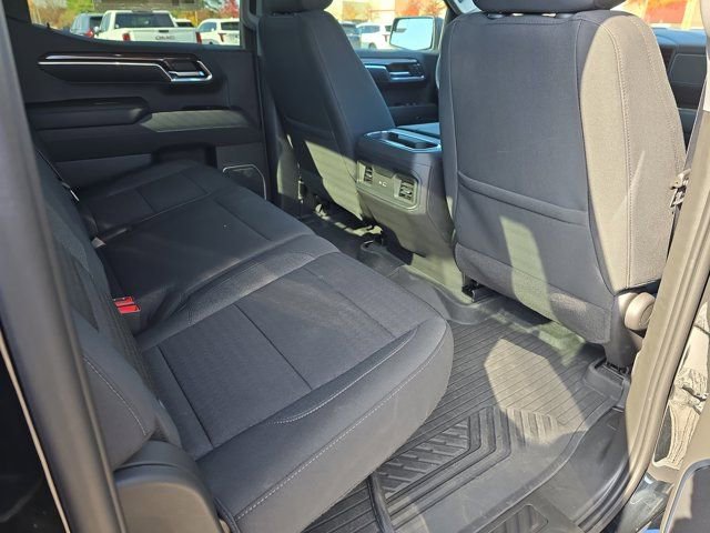 Used 2022 Chevrolet Silverado 1500 LT Trail Boss image 11