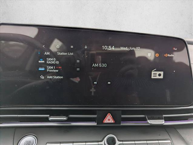 Used 2025 Hyundai Elantra SEL FWD image 16